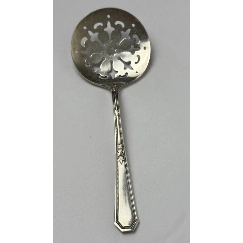 Wm Rogers & Son AA Mayfair Serving Silverplate Art Deco Pierced Tomato Flat 1923